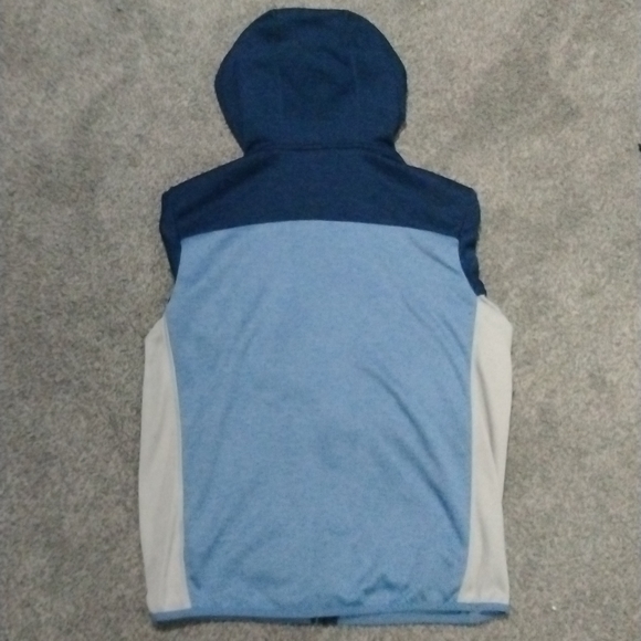 I bought this one from Russell dri power 360 but this is small for me😔 - Picture 2 of 3